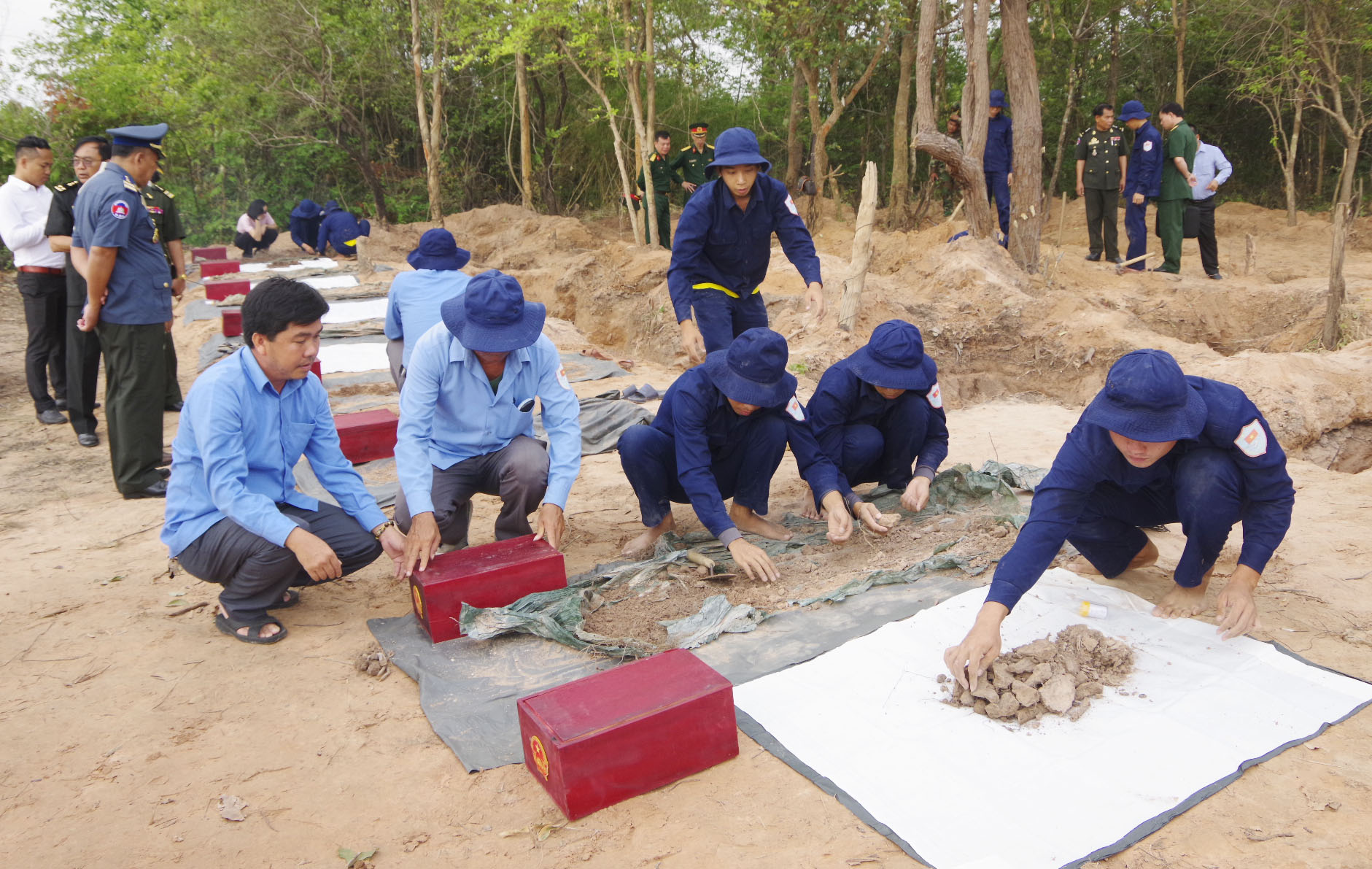 Tỉnh Tây Ninh: Tìm kiếm, quy tập được 2.029 hài cốt liệt sĩ trên đất bạn Campuchia